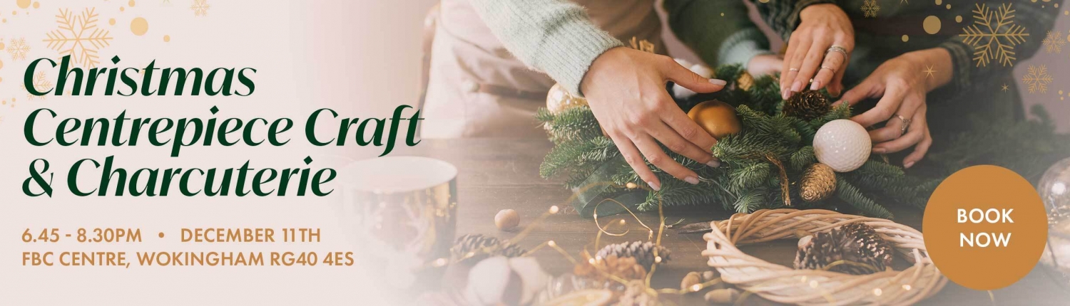 Christmas-crafts-desk